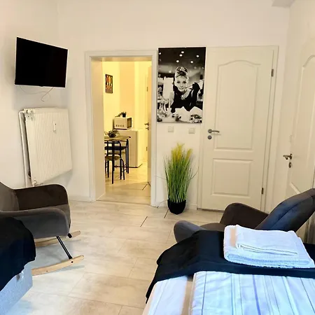 City Apartments In Neumuenster - Ruhige Lage Mit Bester Anbindung Exterior photo