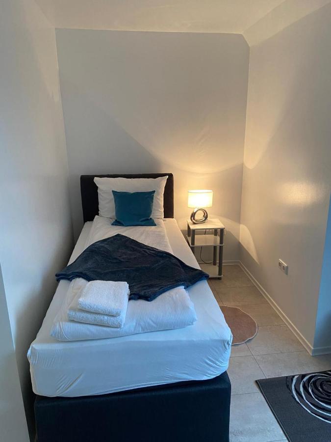 Apartment In - Ruhige Lage Mit Bester Anbindung *