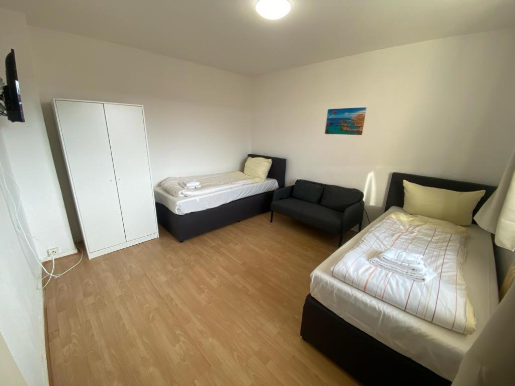 In - Ruhige Lage Mit Bester Anbindung Apartment Neumuenster